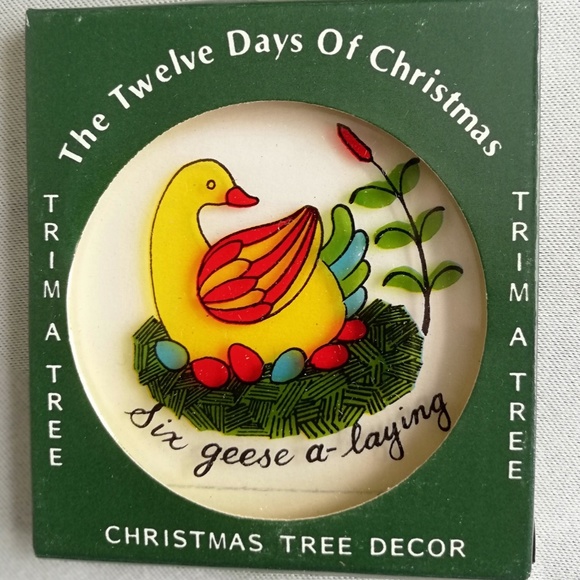 The Twelve Days of Christmas Tree Ornaments - Picture 12 of 15